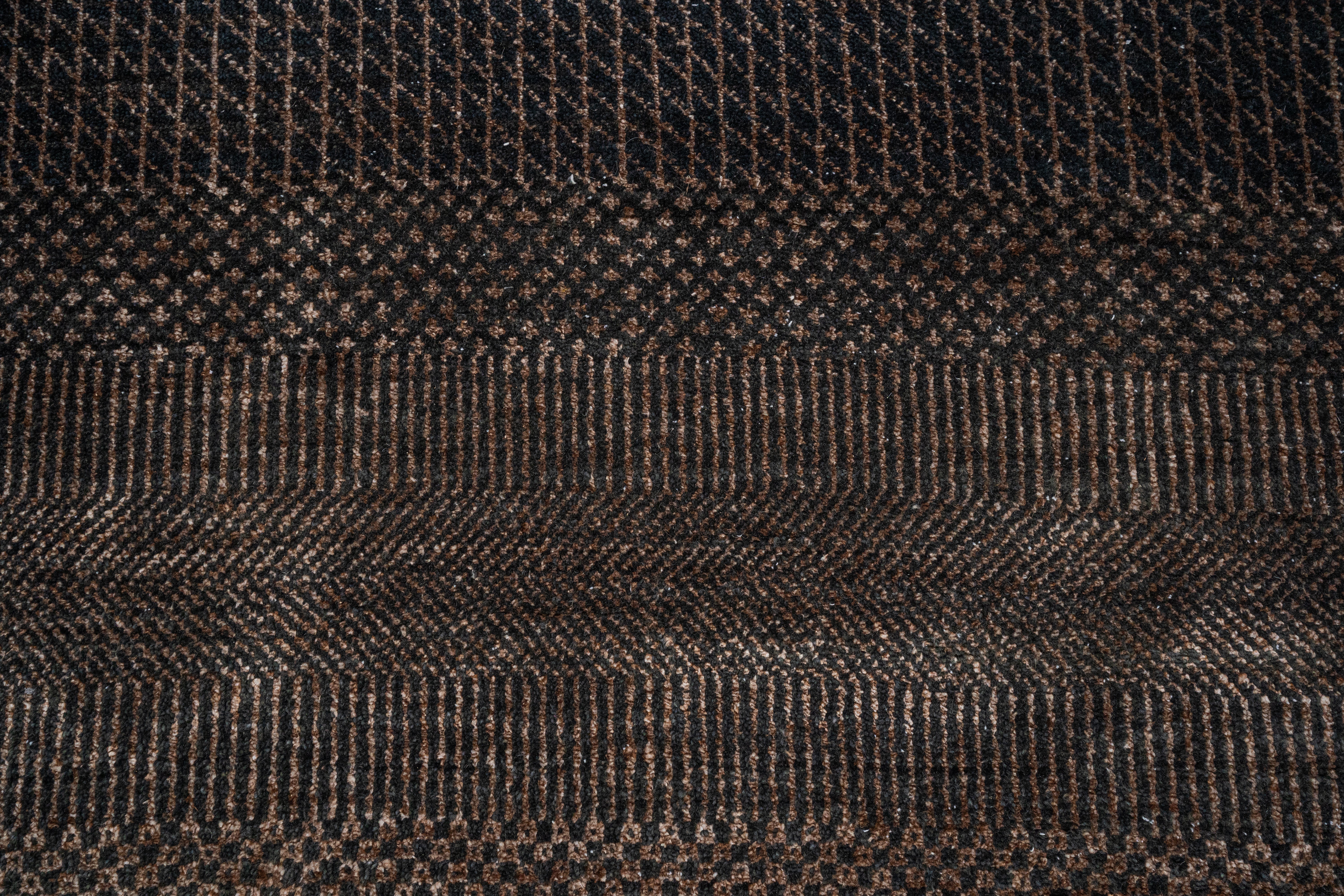 Handknotted Carpet, DIA - 1243 MCN, Van Dyke Brown & Black